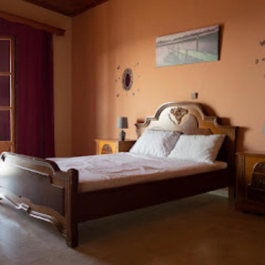 Traditional Panoramic Sea View House Lakones Exterior photo